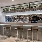 AC Hotel Colón Valencia by Marriott