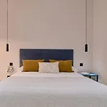 Romantic Apartment N6 Oceanografico Virkin Suites