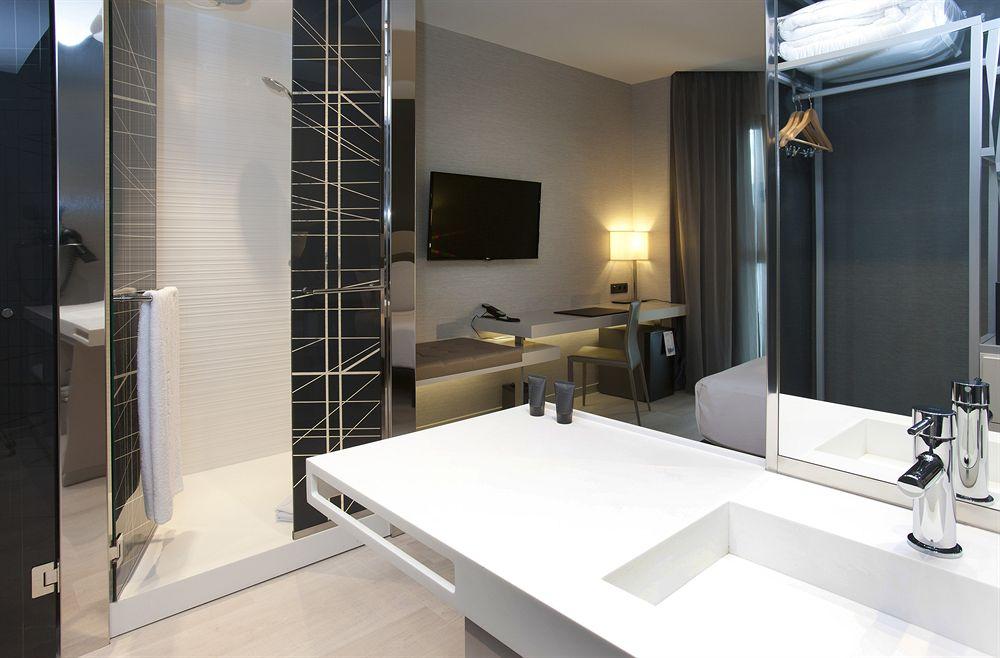 Ac Colón By Marriott 4* Valencia