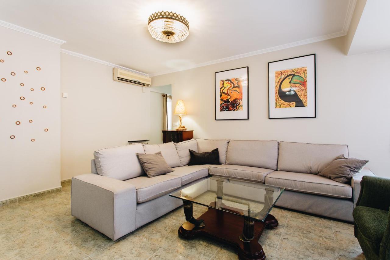 Exclusive 3 Bedroom Beach Apartment