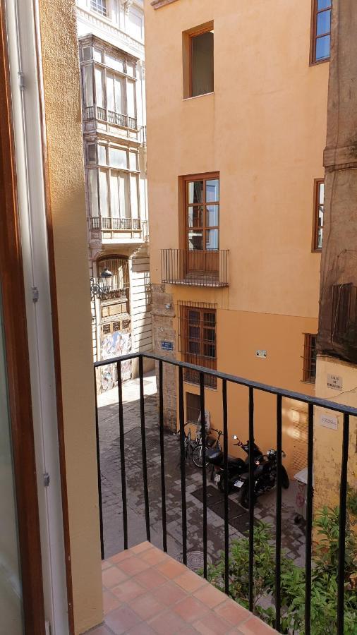 Estudio En Ciutat Vella
