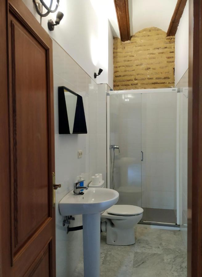 Con Encanto En Pleno Casco Antiguo Ron Valenciayole Apartamento