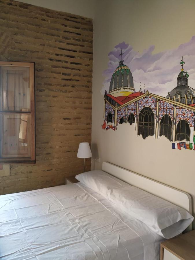 Con Encanto En Pleno Casco Antiguo Ron Valenciayole * Valência
