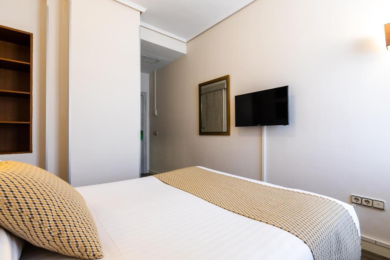 Sweet Continental Hotel