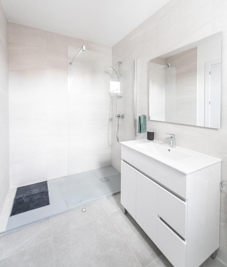 Nuevo Estudio A Metros De La Playa, Con Terraza Y Zonas Comun 3c Appartement *