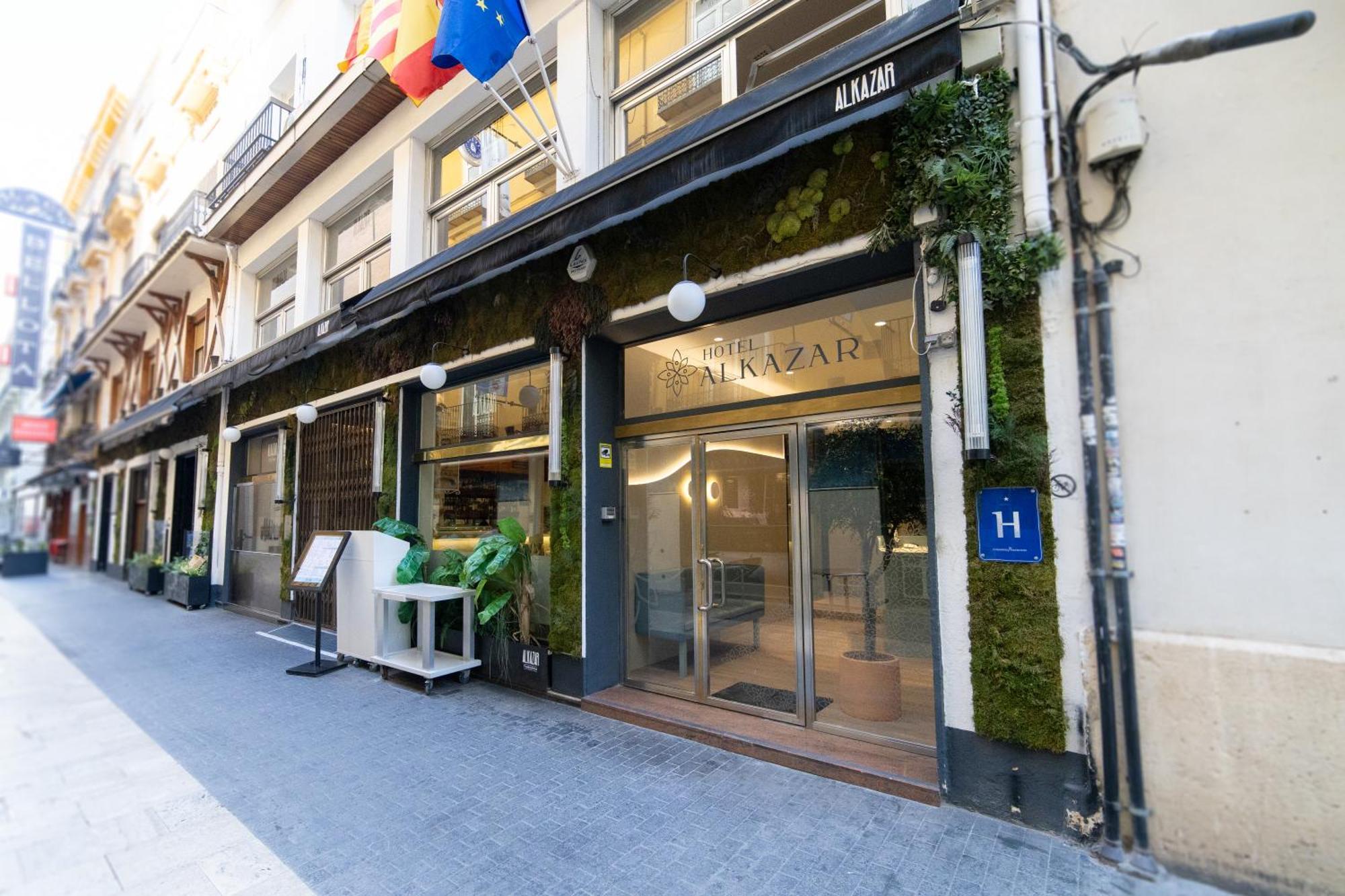 Hotel Alkazar *