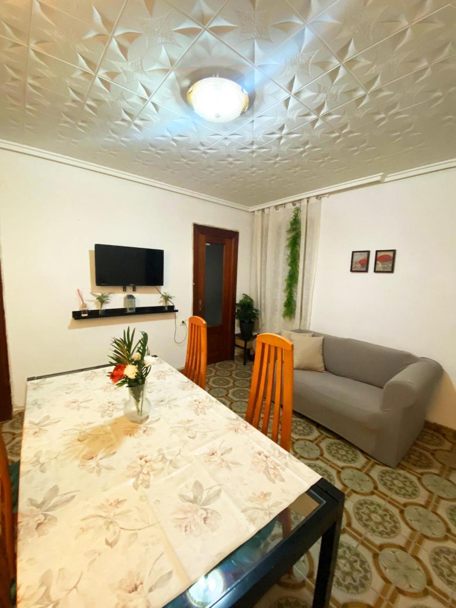 Homestay Well Located Shared *