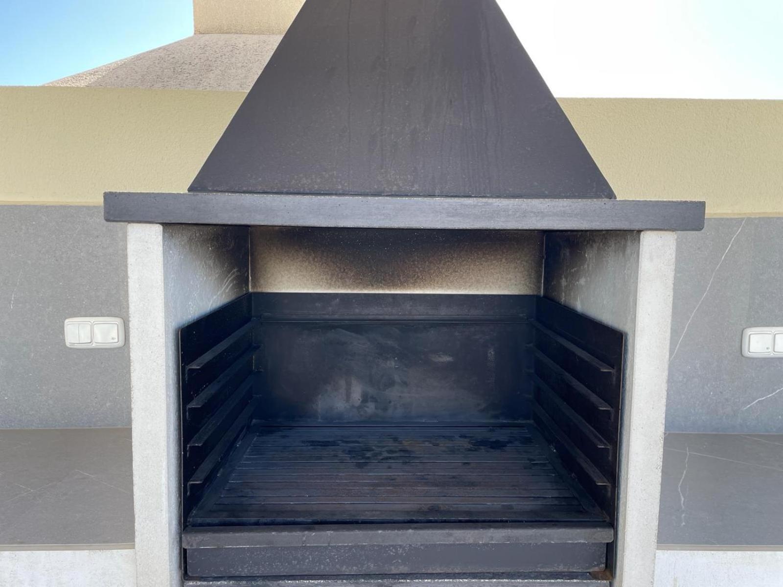 Excelente Atico Con Gran Terraza Y Barbacoa En Canet D'en Berenguer * Valencia