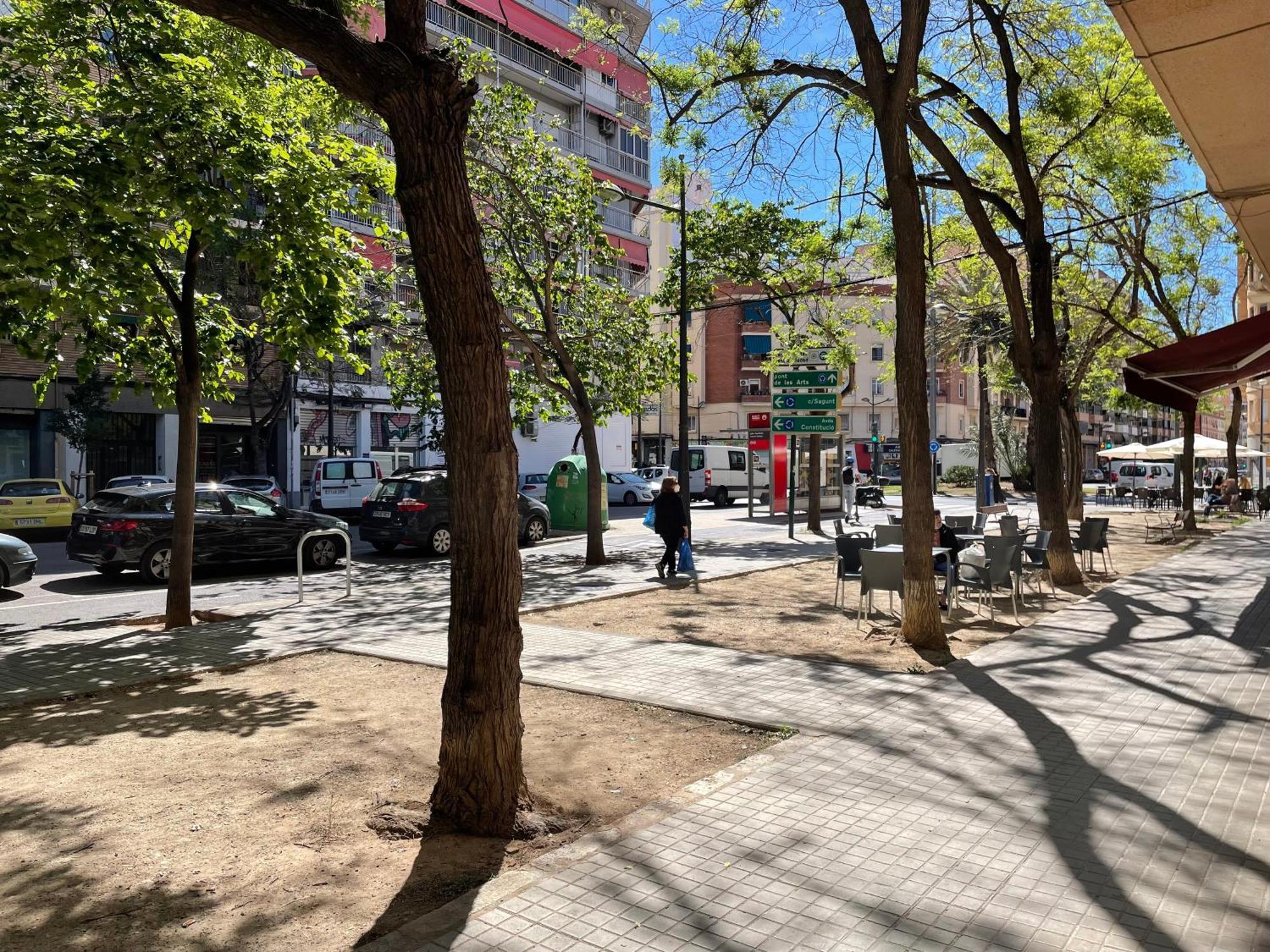 Junto Al Jardin Del Turia * Valência