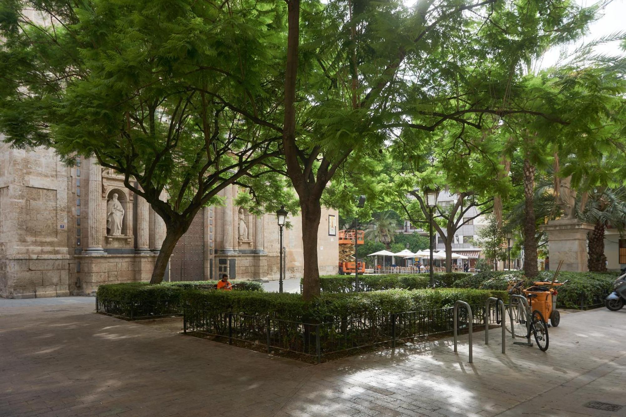 Atico Acogedor Con Amplia Terraza Plaza Del Carmen * Valência
