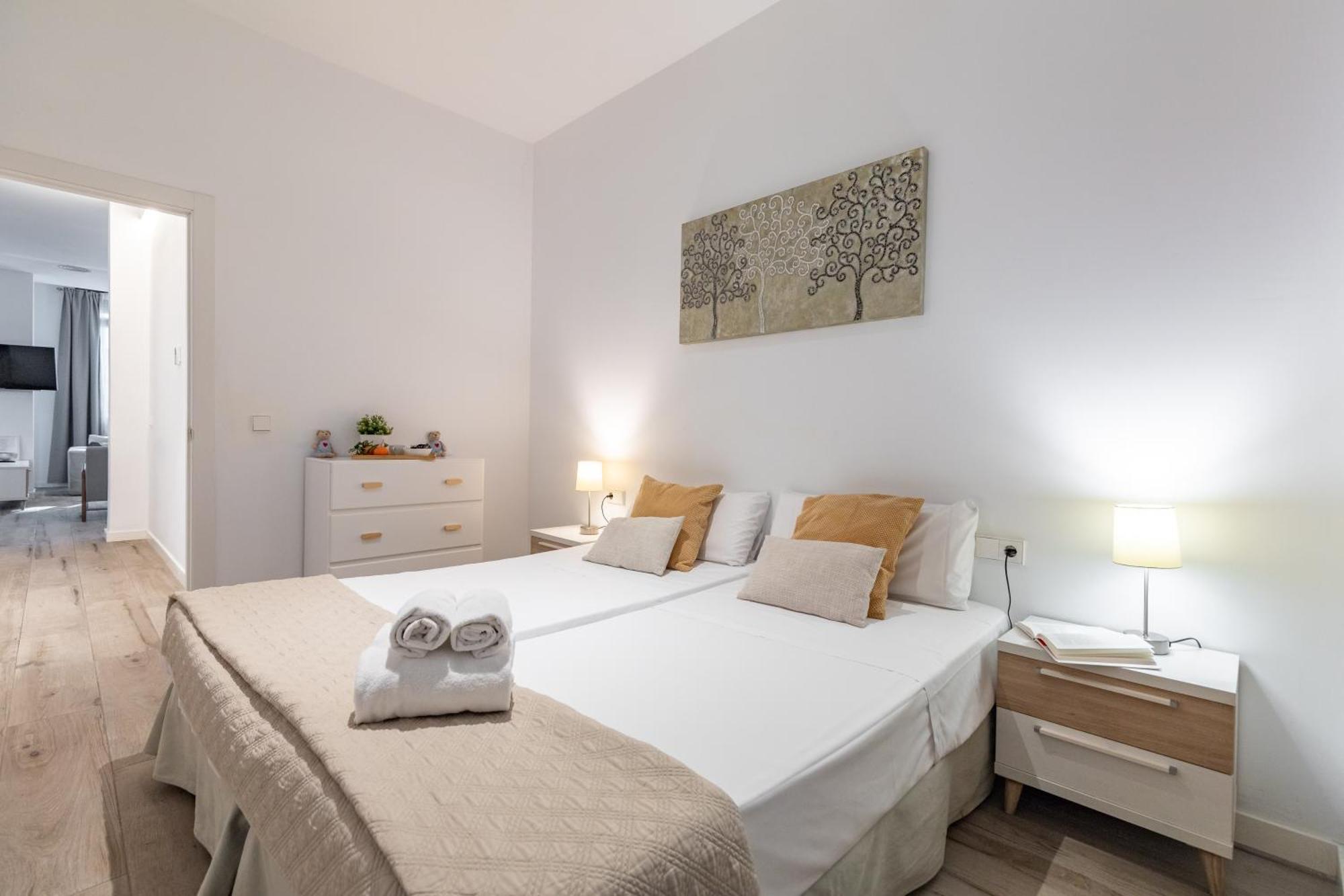 Travel Habitat Ayuntamiento Valencia