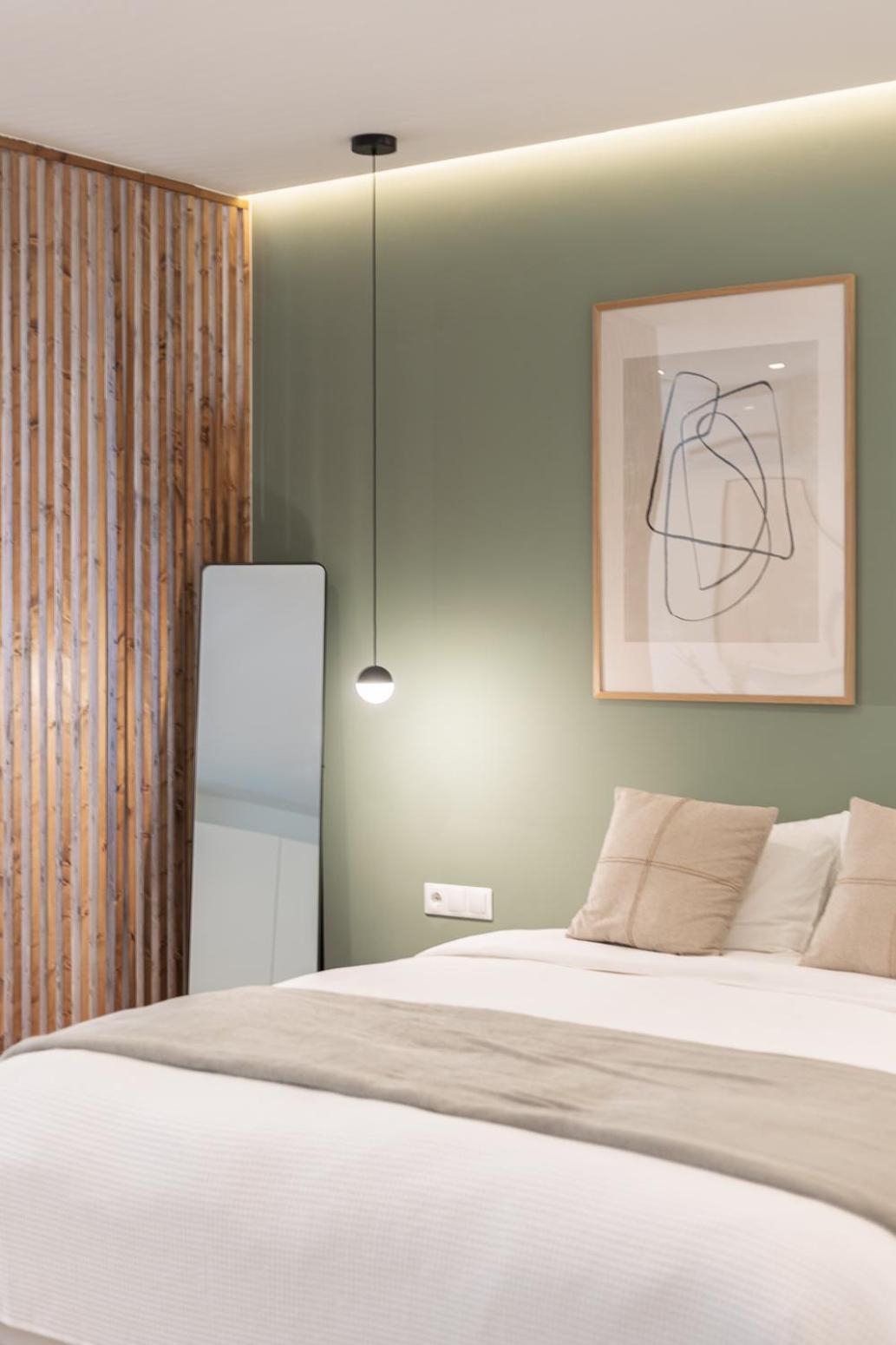 Explore Luxury Meets Comfort * Valencia