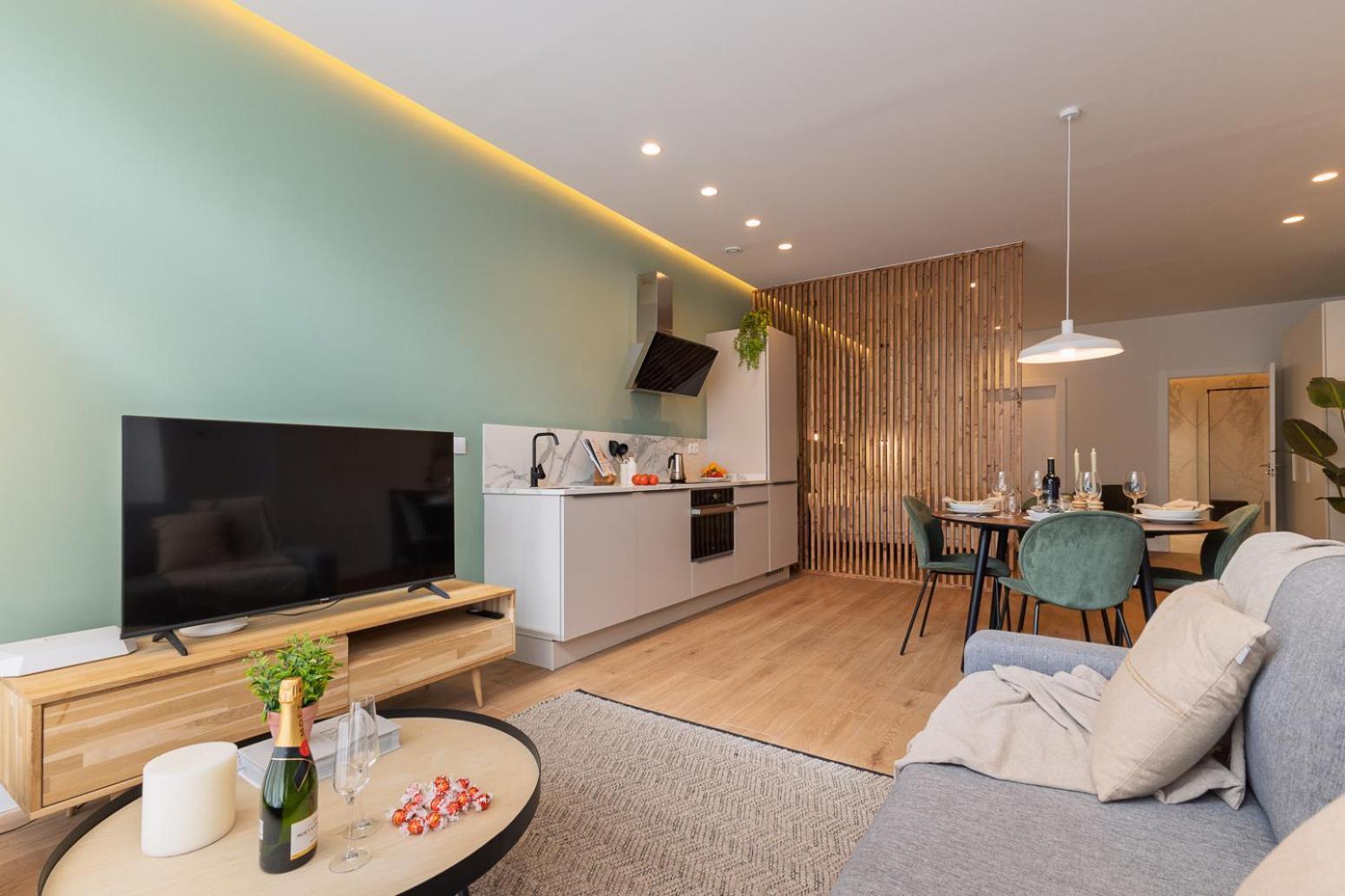 Explore Luxury Meets Comfort * Valencia