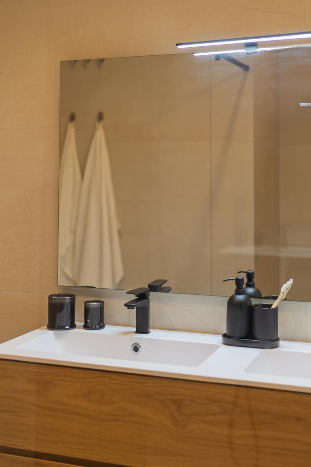 Explore Luxury Meets Comfort Apartment