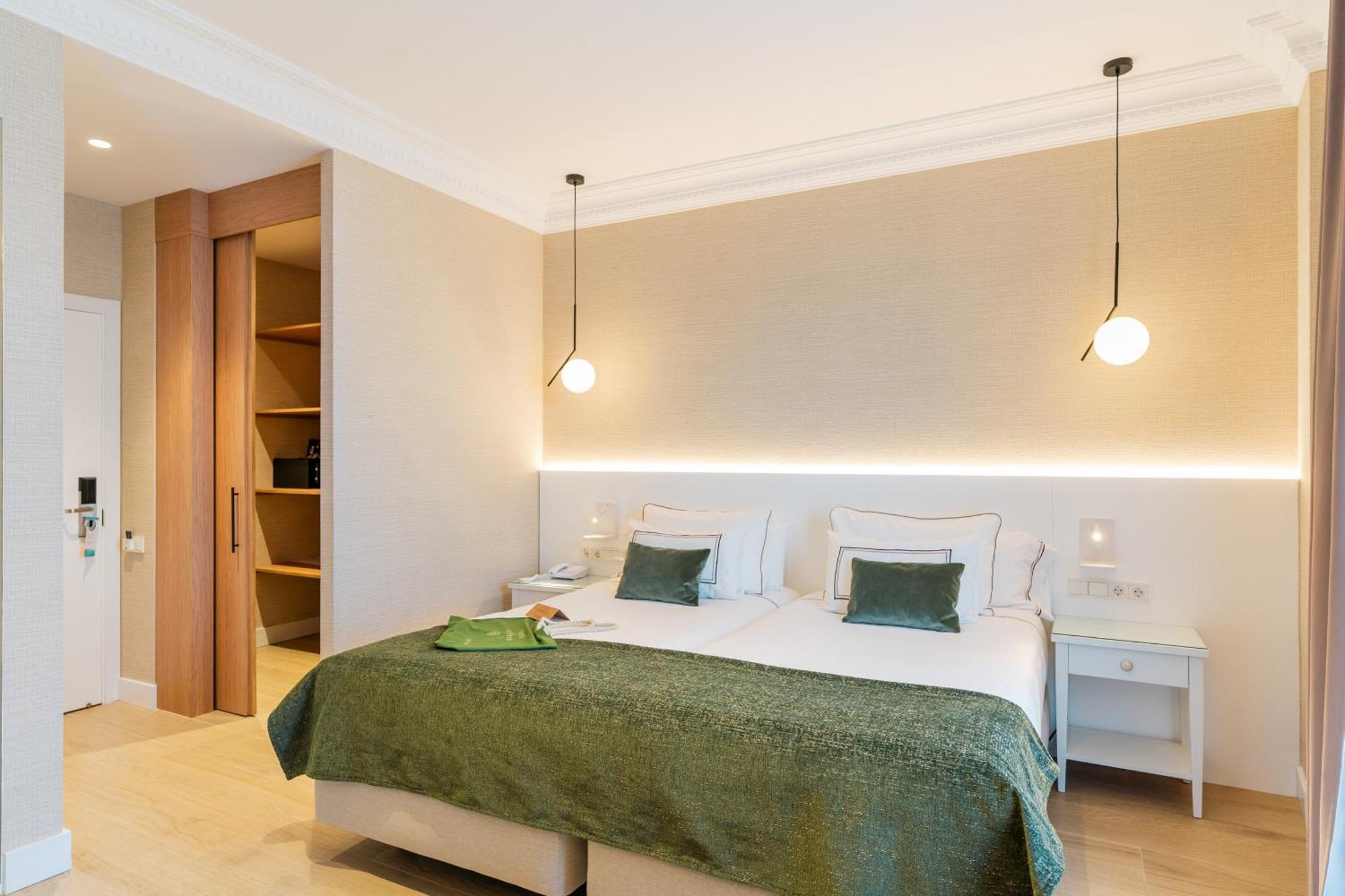 Melia Plaza 4* Valencia