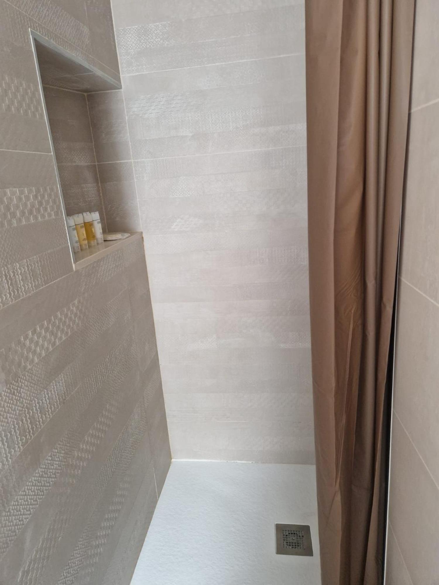 Estacion Joaquin Sorolla Myhomestay Privatunterkunft