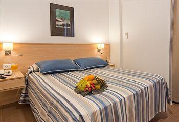Hotel Alkazar *