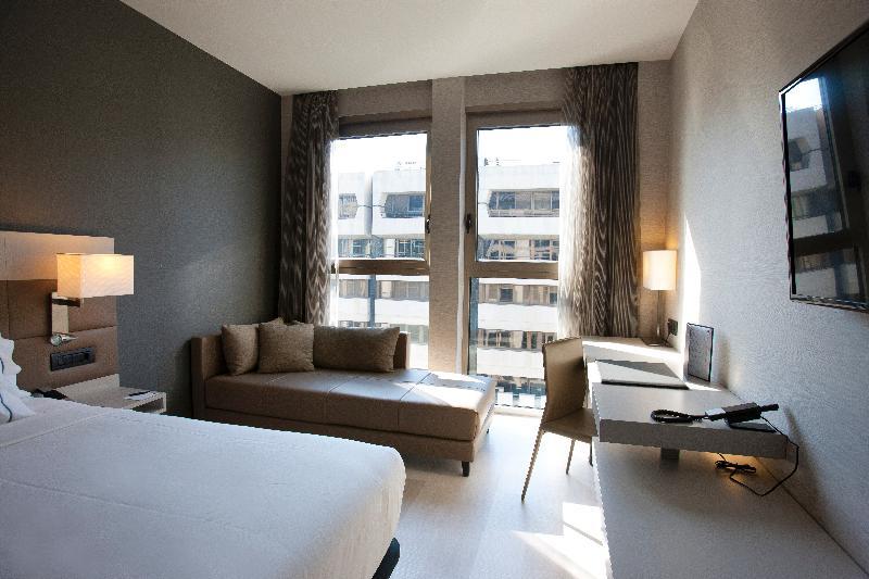 Ac Colón By Marriott 4* Valencia