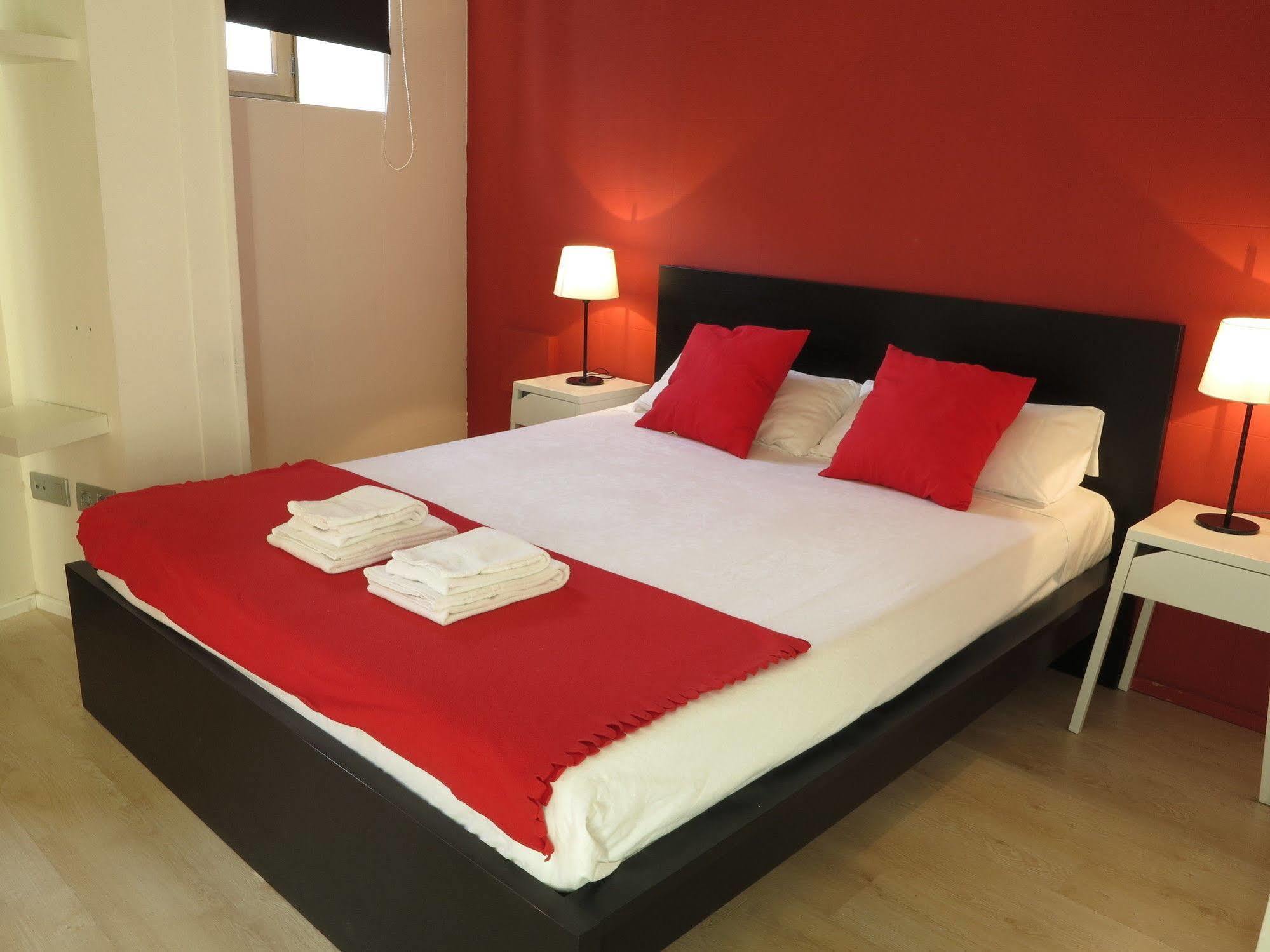 Hulot Guest house Valencia