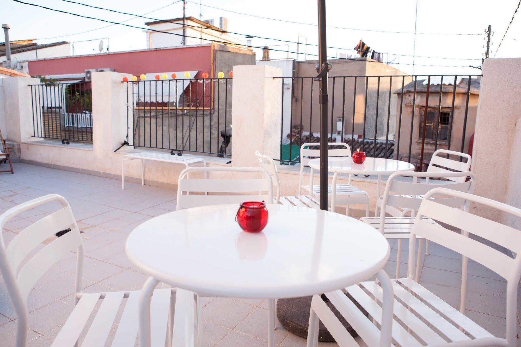 Hulot Guest house