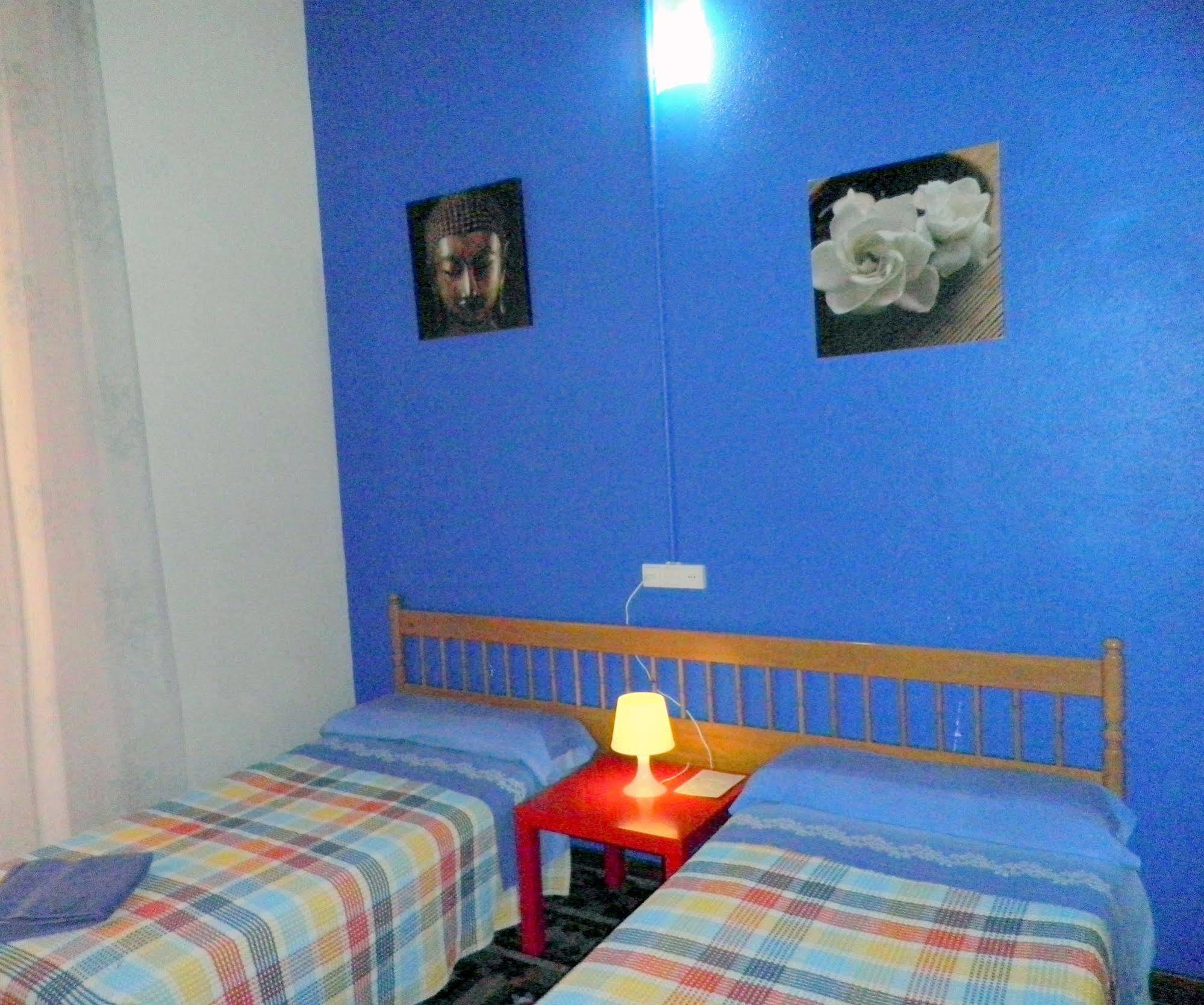 Universal Guest house