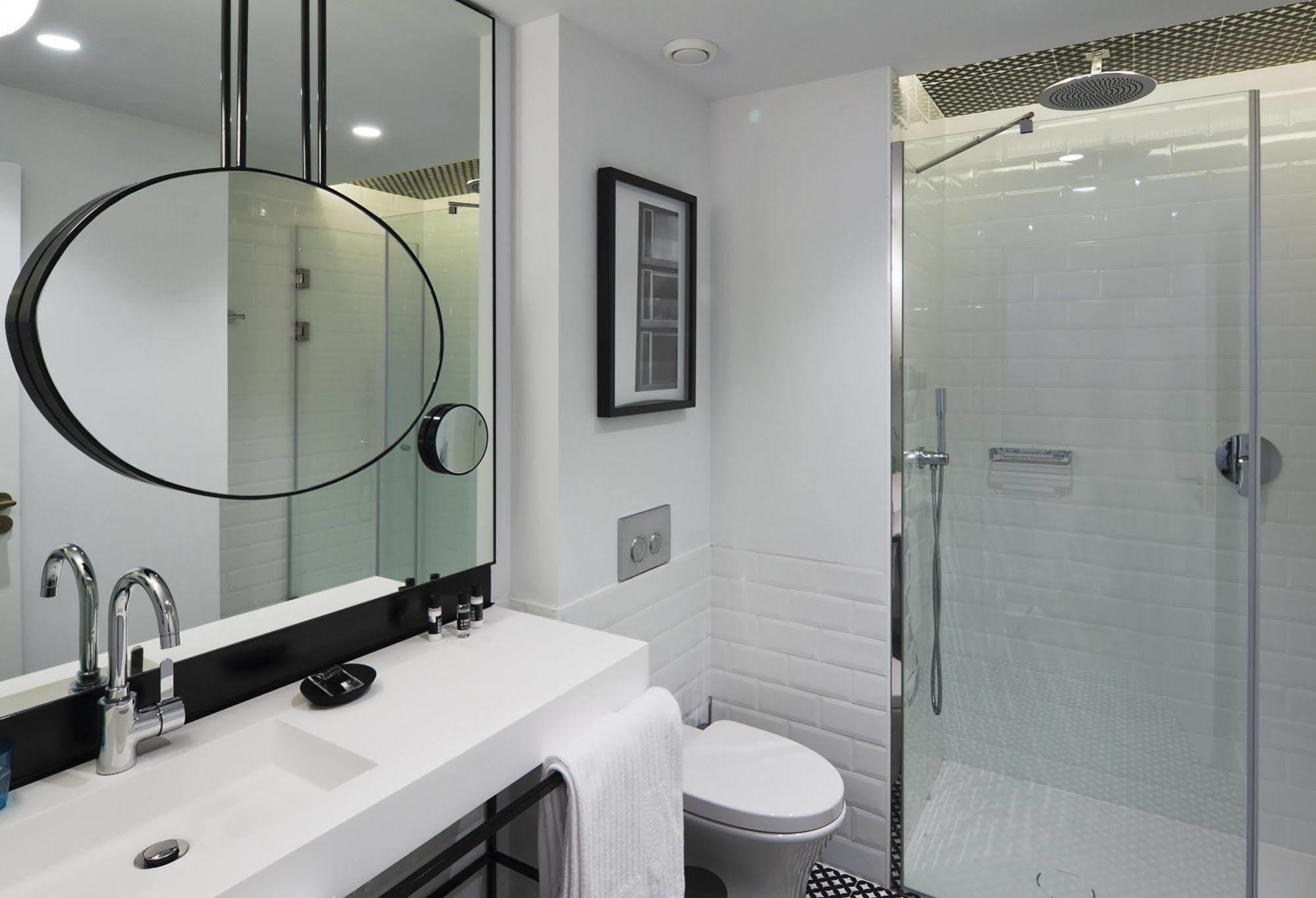 Hotel One Shot Reina Victoria 4*