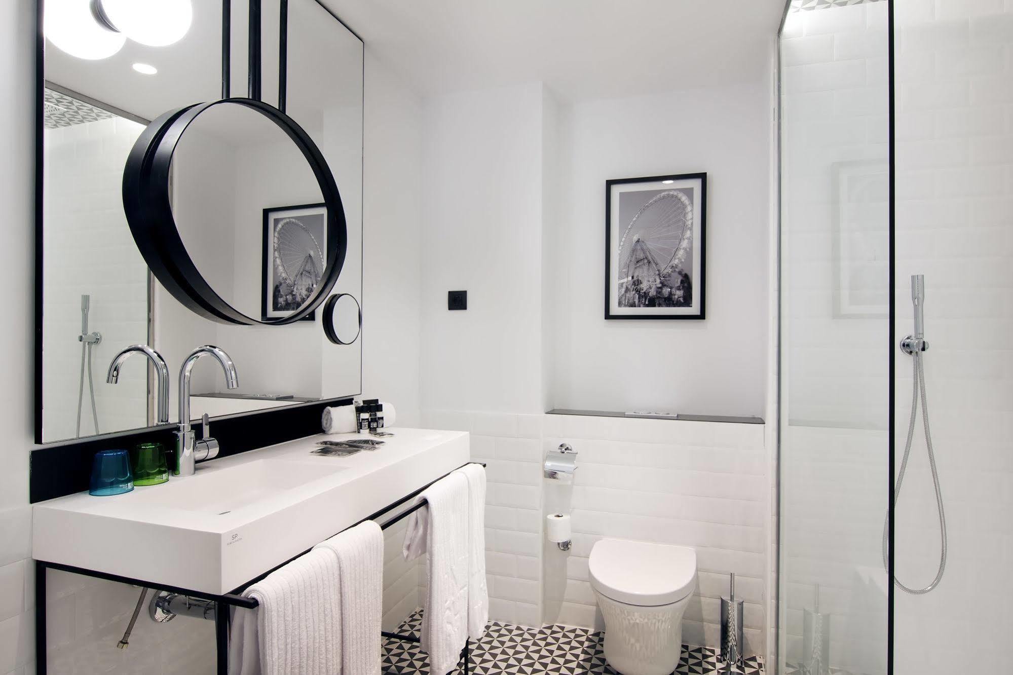 Hotel One Shot Reina Victoria 4*