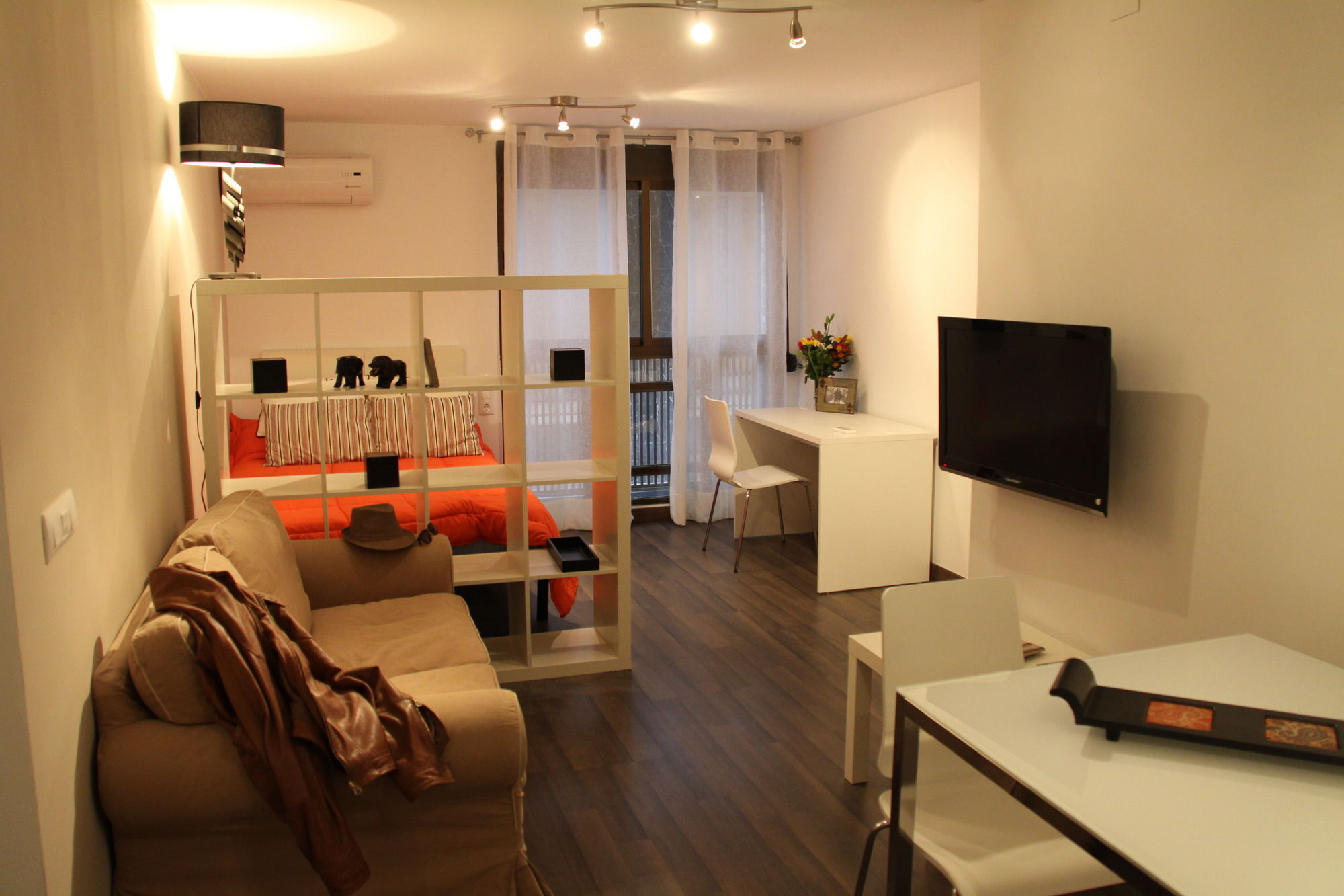 Holastays Ayuntamiento Apartamento *
