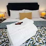 Apartaross