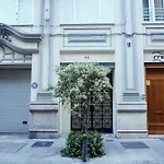 Singularstays Mar44