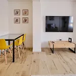 Carmen Flat