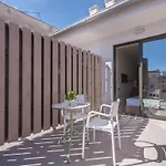 Livensa Living Studios - Valencia Viveros