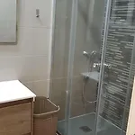 Guest House Samuel Ros