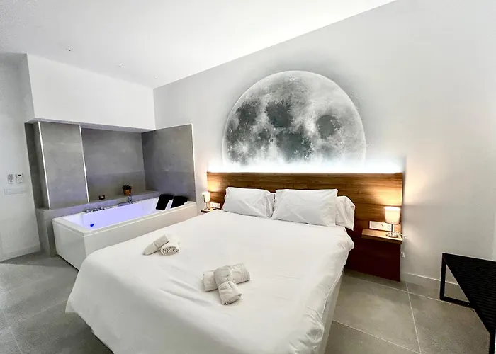 Valencia Urban Escape - Comfort Meets Luxury