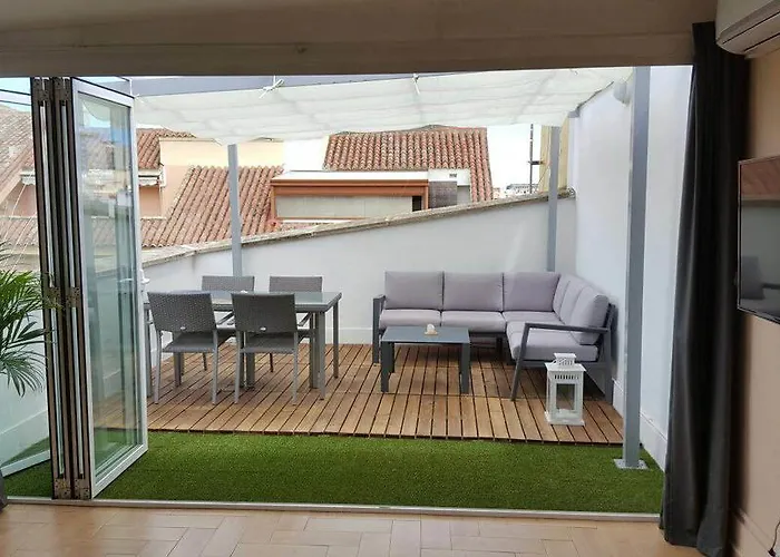 Total Valencia Attics I