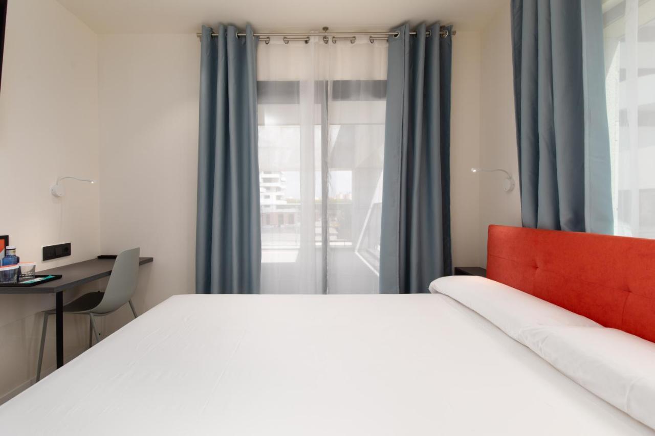 Arena Zone Hotel&café 3*