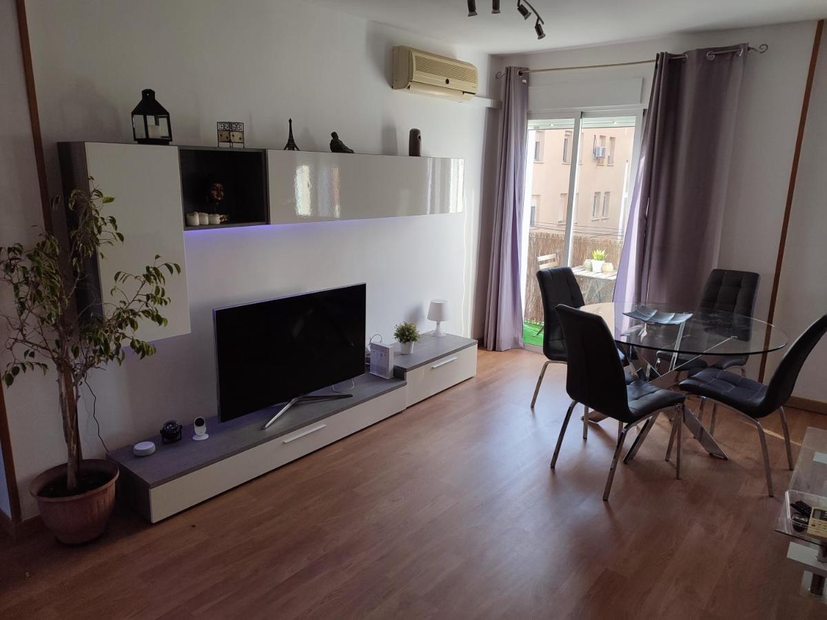 Bedroom To Rent In The Valencia