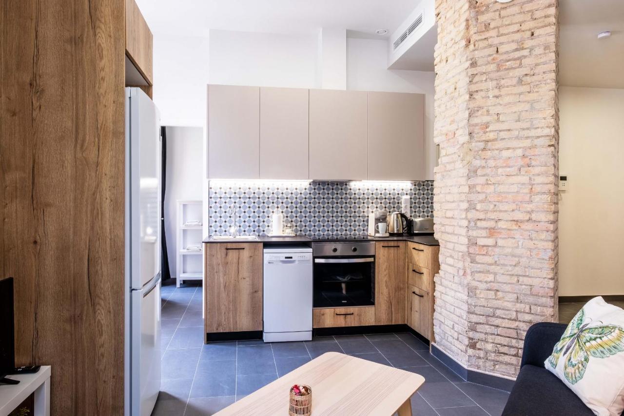 Charming And Comfortable With Inviting Atmosphere Apartment *