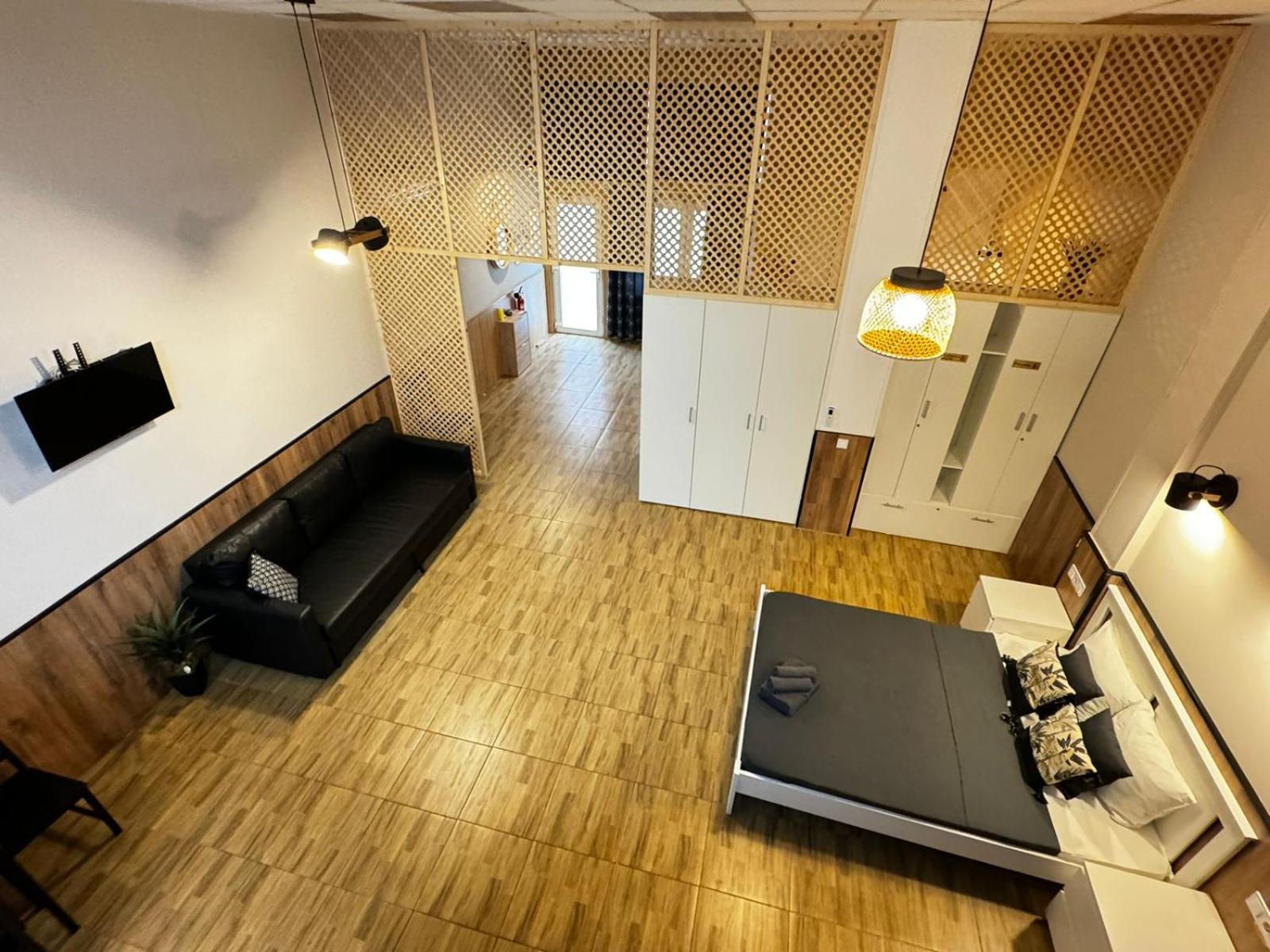Lliri 7 Apartment *