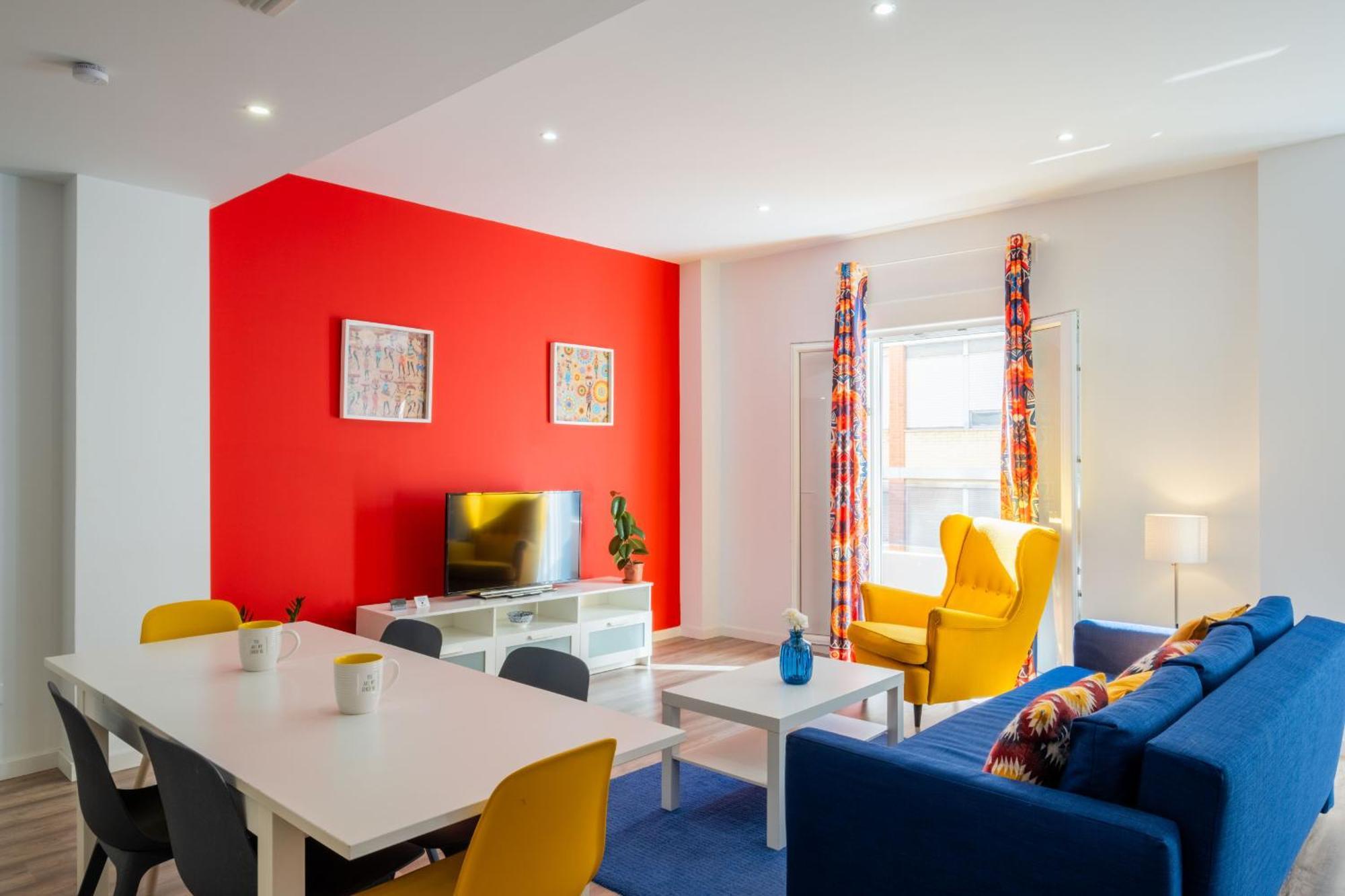 Apartment Spacious Clean & Colorful Quiet Zone Valencia