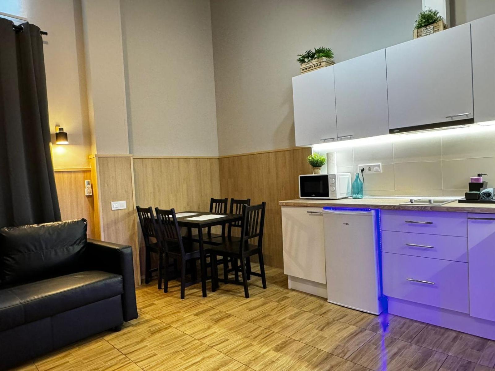 Lliri 32 Apartment