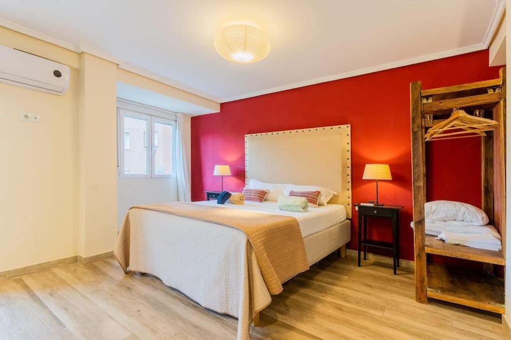 Ciudad Artes Gem: Stylish Near Ruzafa & Apartment Valencia