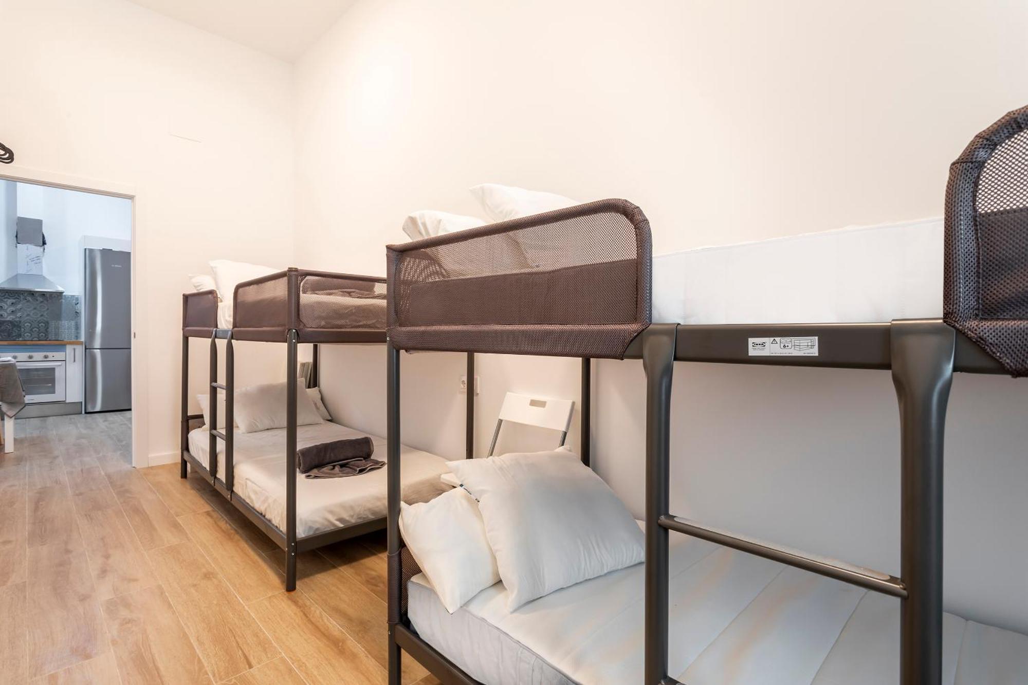Apartamento 10 Pax, Ac, Wifi Gratis, Ciudad Artes Y Ciencias