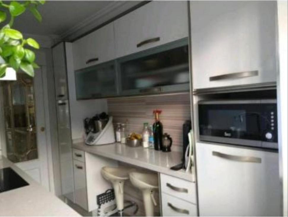 Comoda Y Moderna Doble Habitación en casa particular Valencia