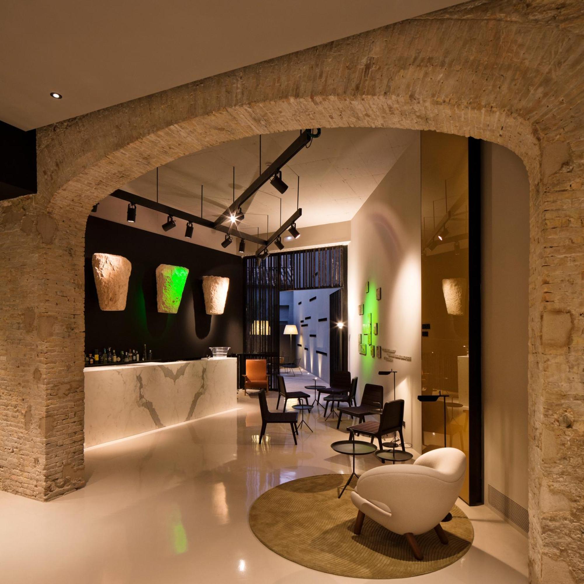 Hotel Caro