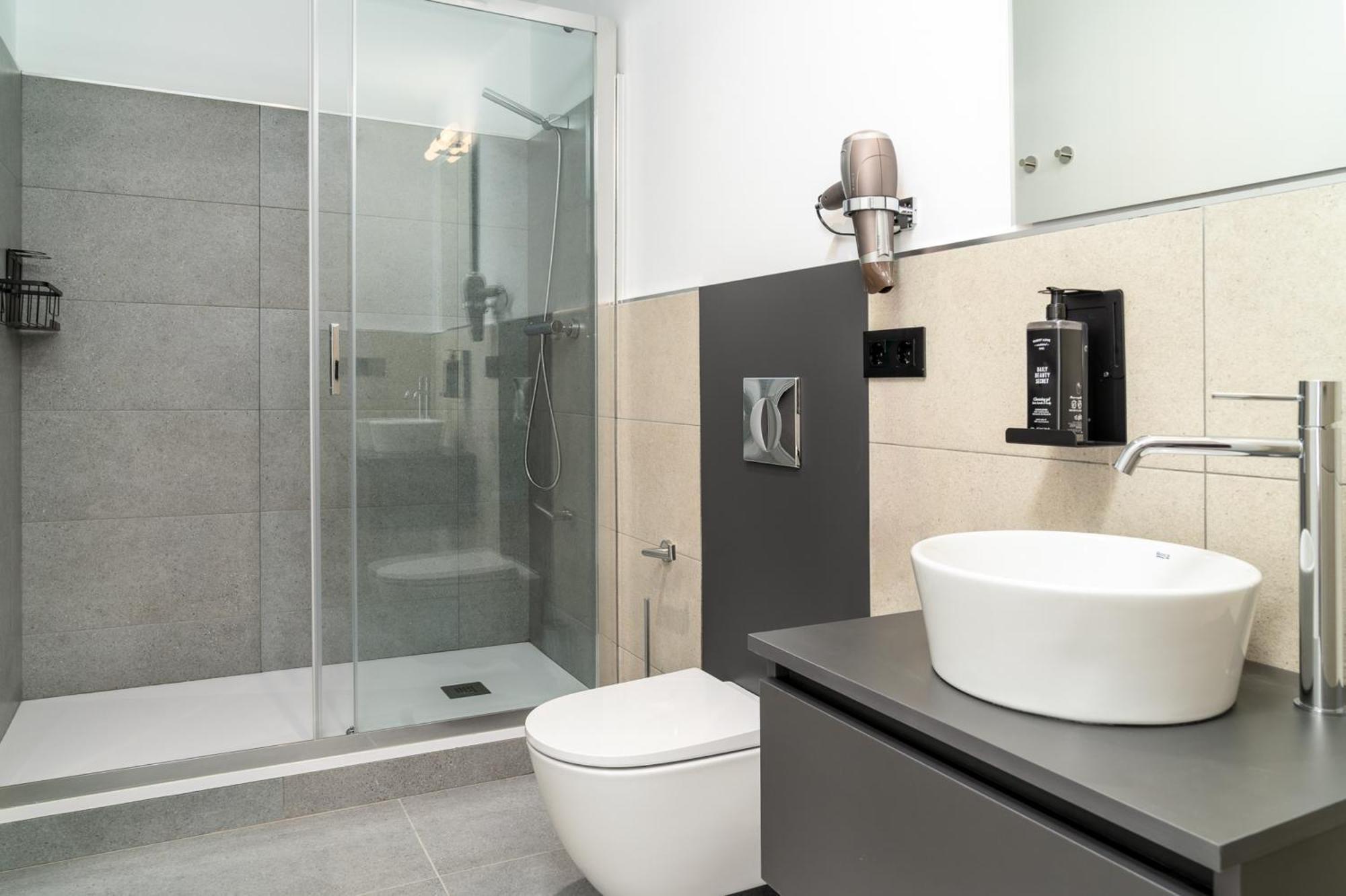 Apartment Limehome Carrer D'antonio Ferrandis Valencia
