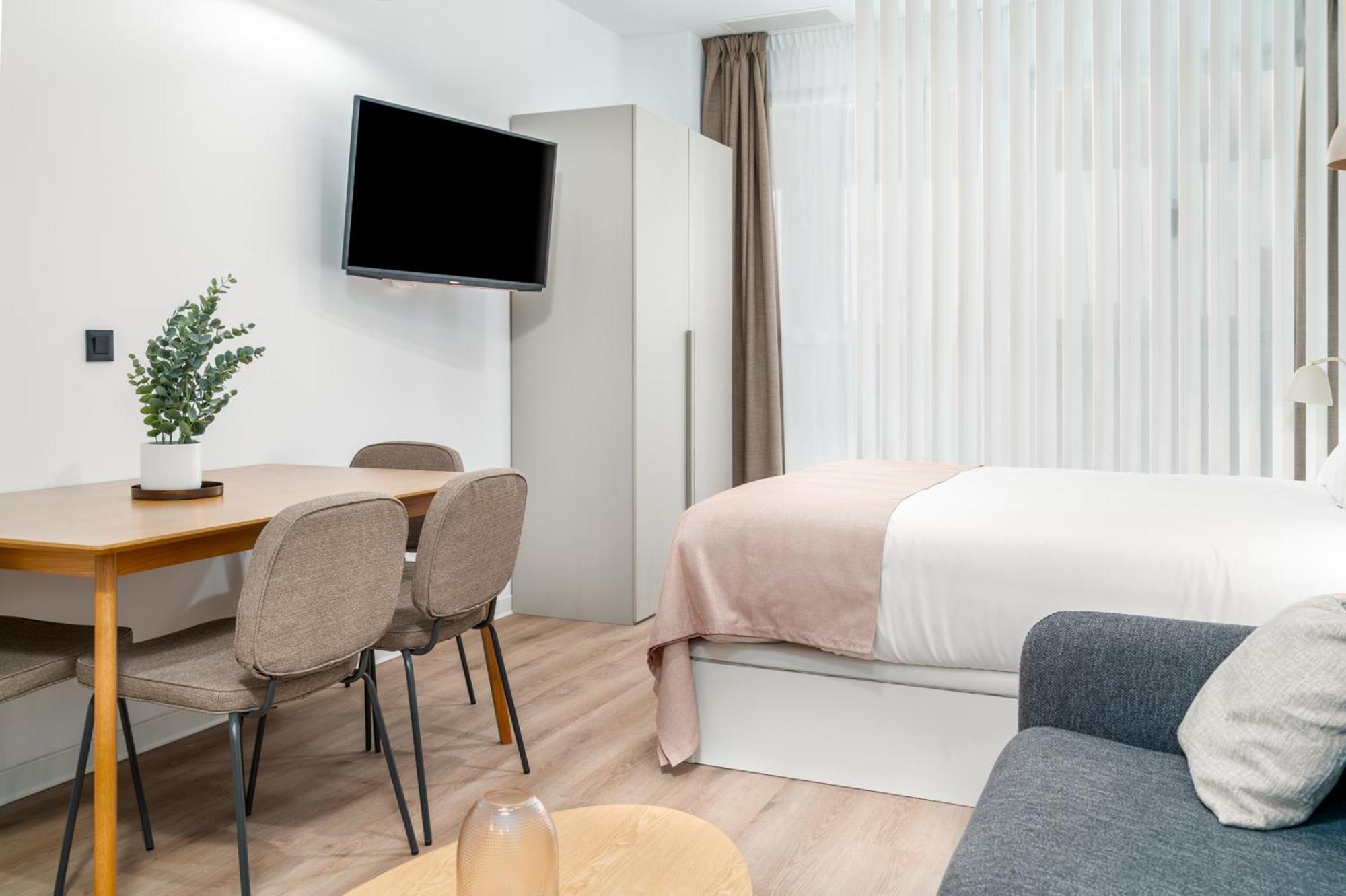 Apartment Limehome Carrer D'antonio Ferrandis Valencia