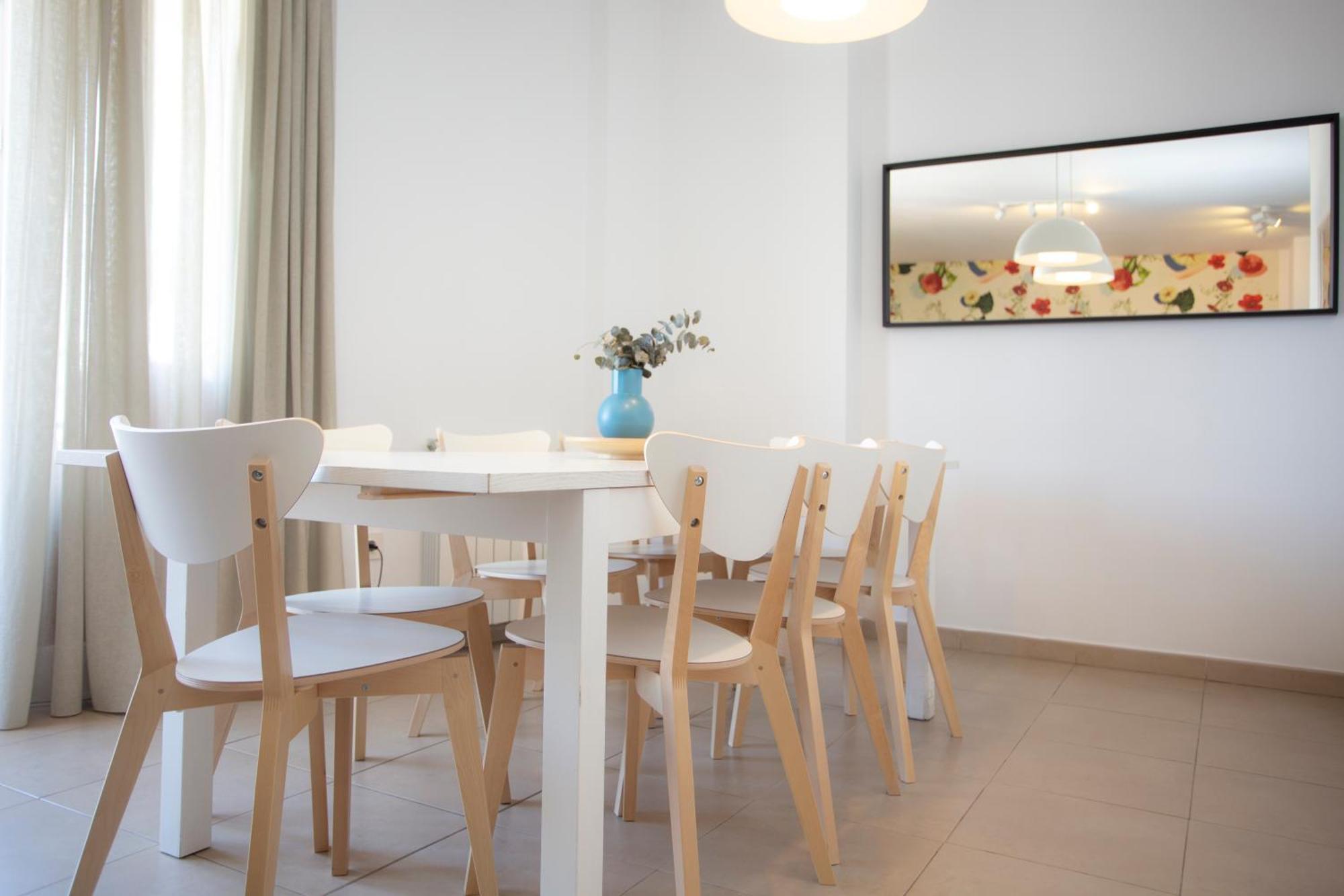 Apartment Singularstays Mar44 *