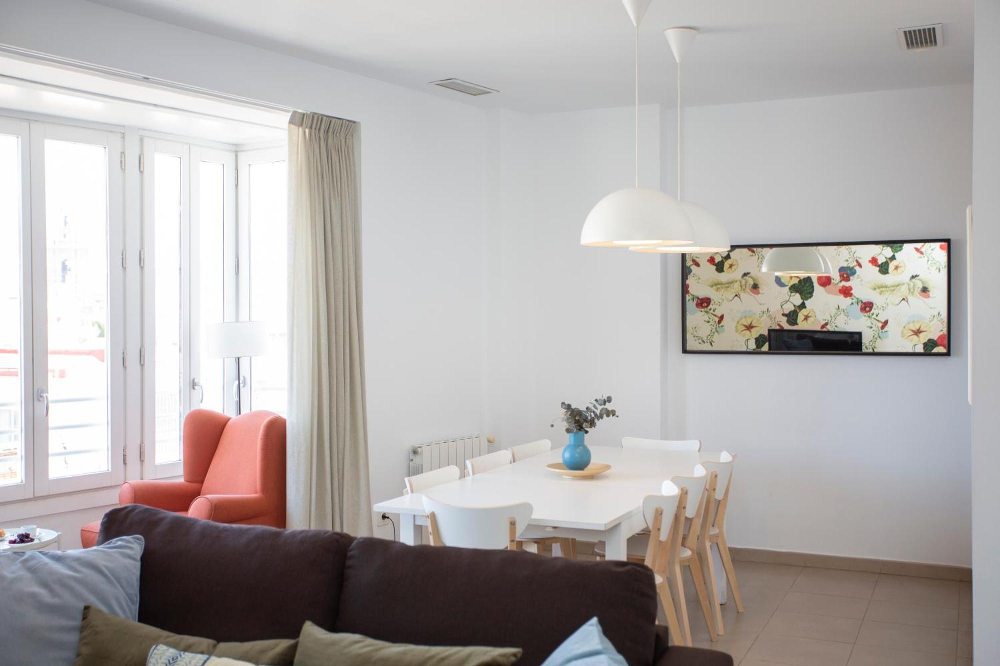 Singularstays Mar44 *