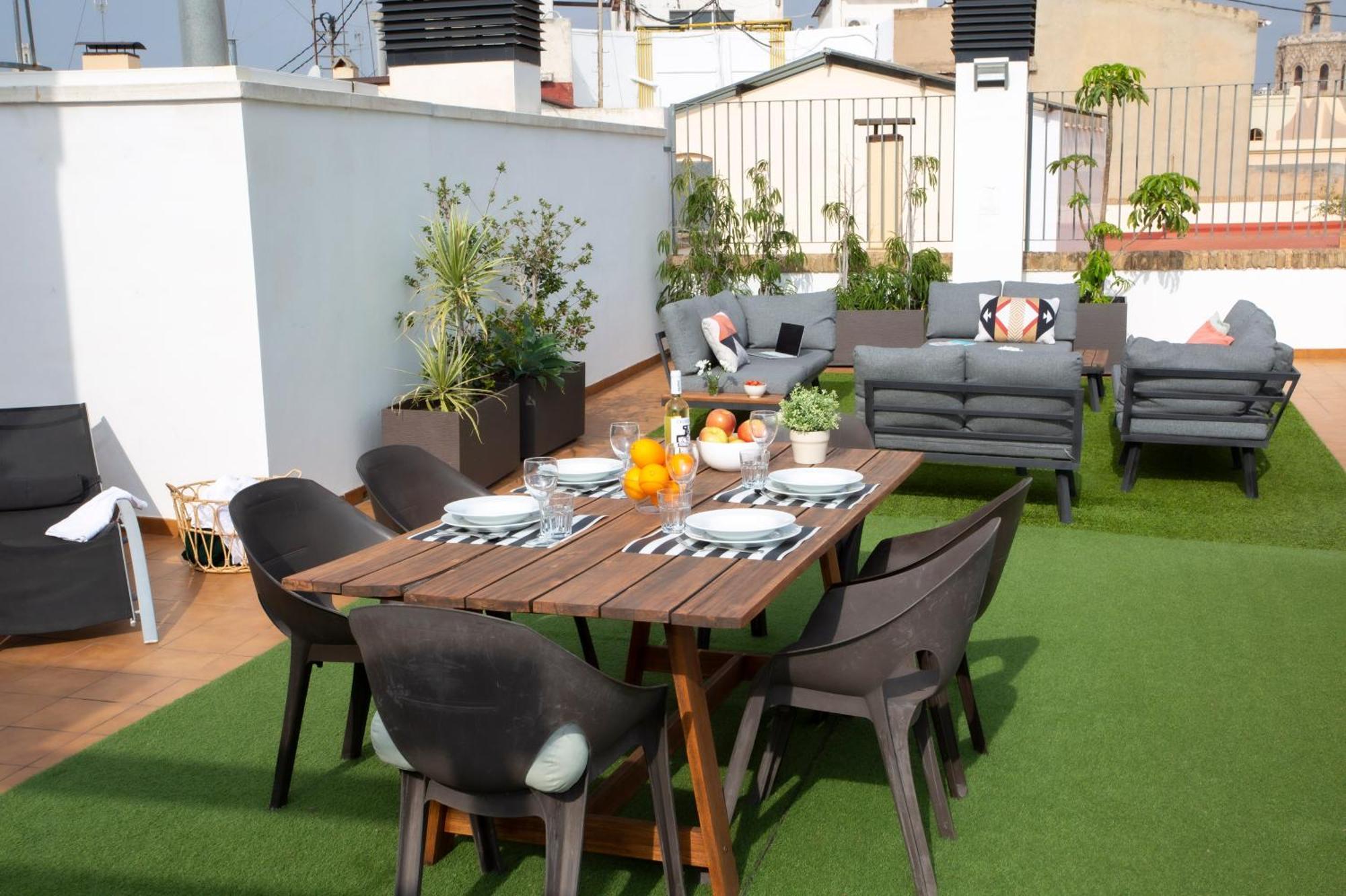 Apartment Singularstays Mar44 *